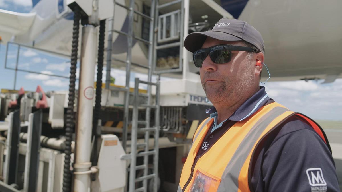 inside sydney airport: alltag am mega-flughafen
