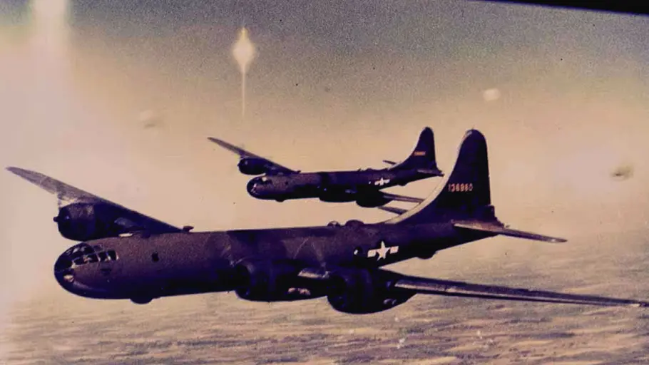 UFO gesichtet - Die wahren Foo-Fighter ufo gesichtet - die wahren foo-fighter