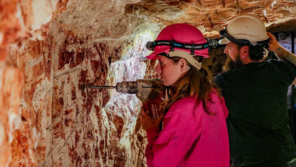 outback opal hunters - edelsteinjagd in australien
