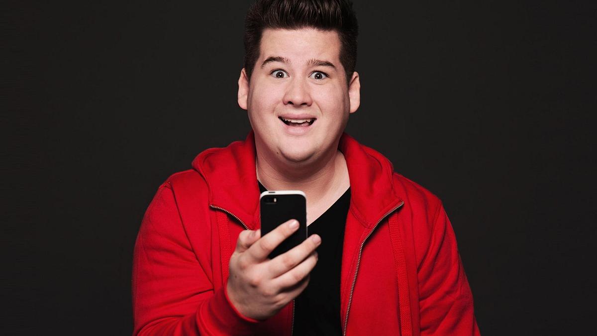 Chris Tall - Selfie von Mutti Chris Tall - Selfie von Mutti