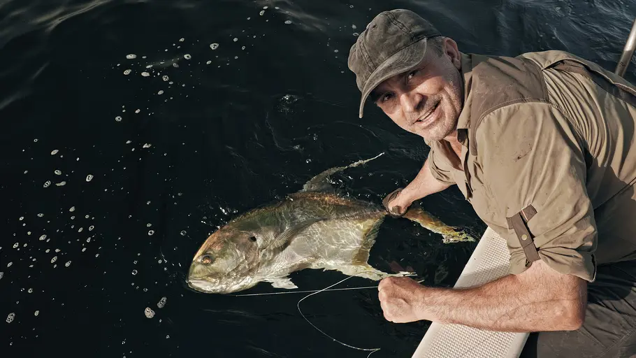 Giganten unter Wasser - Riesenfischen auf der Spur giganten unter wasser - riesenfischen auf der spur