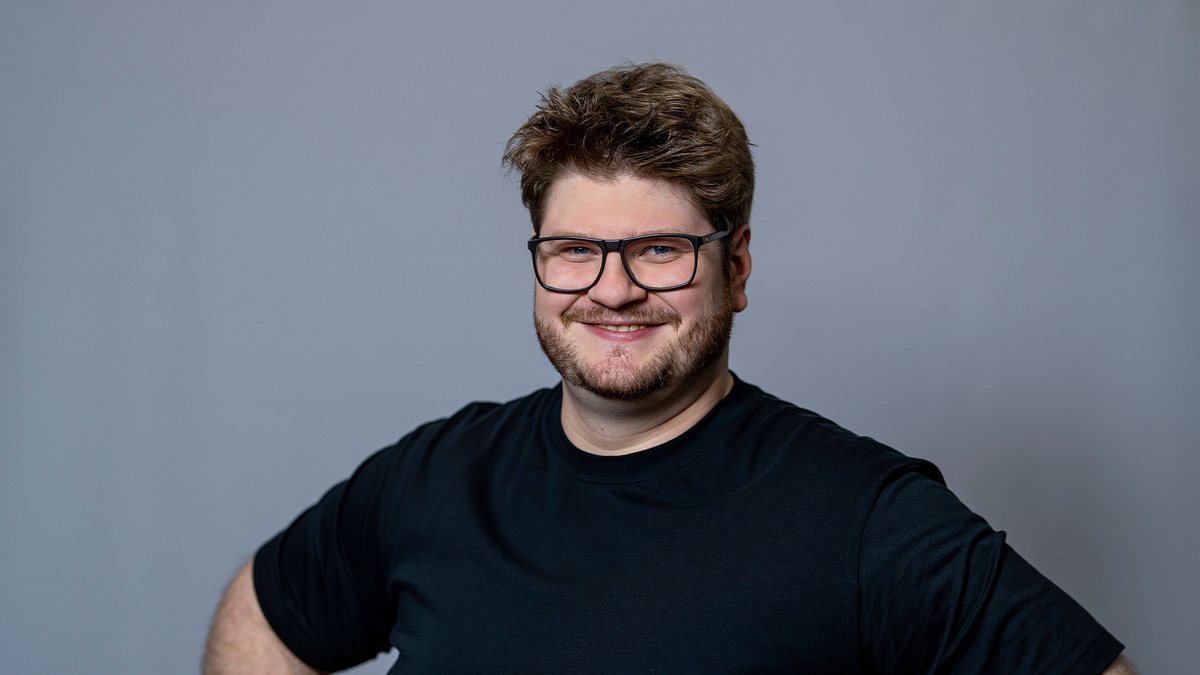 jan philipp zymny: quantenheilung durch stand-up-comedy