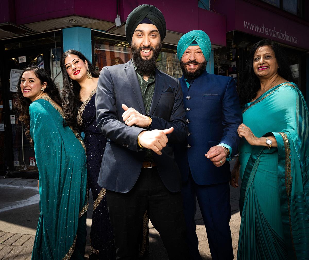 Bollywed - Farbenrausch & Hochzeitsglück bollywed - farbenrausch & hochzeitsglück