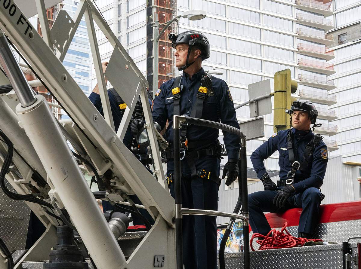 9-1-1 notruf l.a.