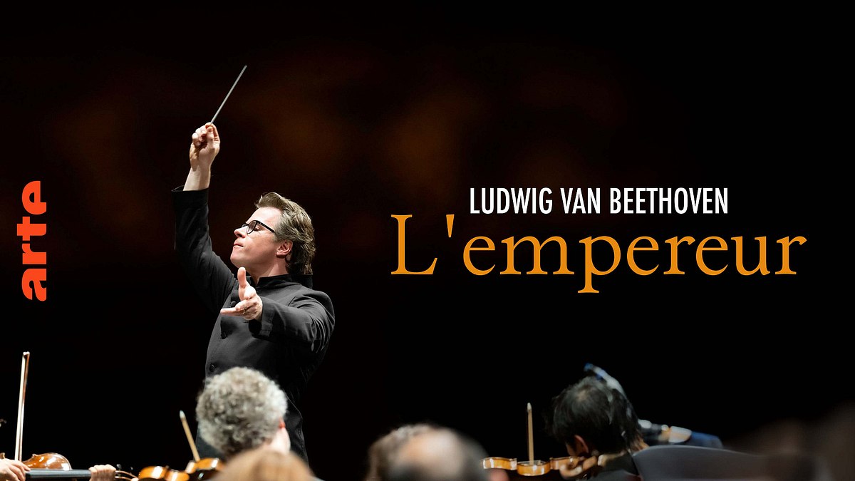 jakub hrůša dirigiert die berliner philharmoniker