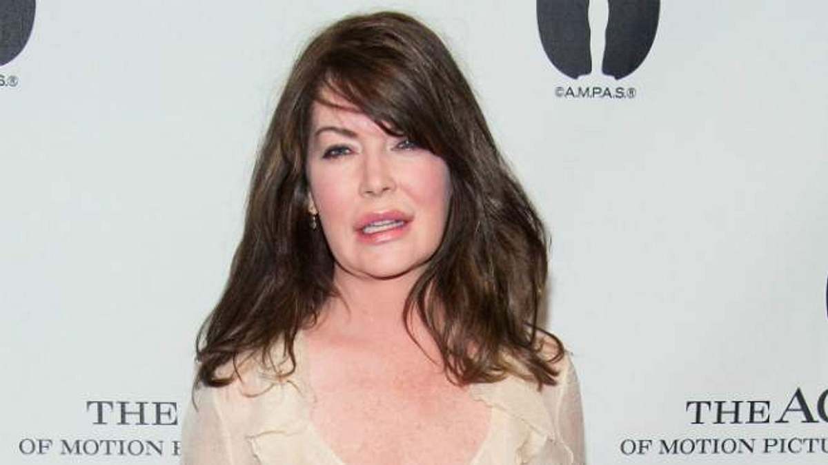Lara Flynn Boyle