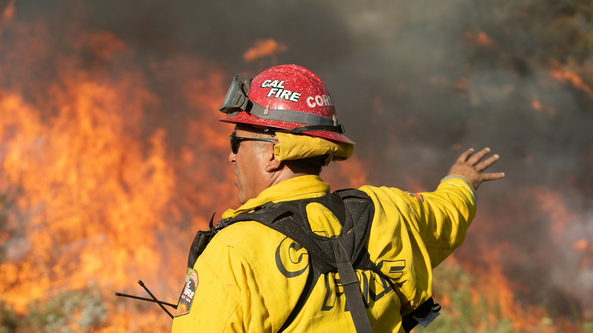 cal fire - feueralarm in kalifornien
