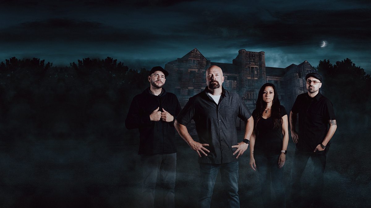 Ghost Hunters ghost hunters