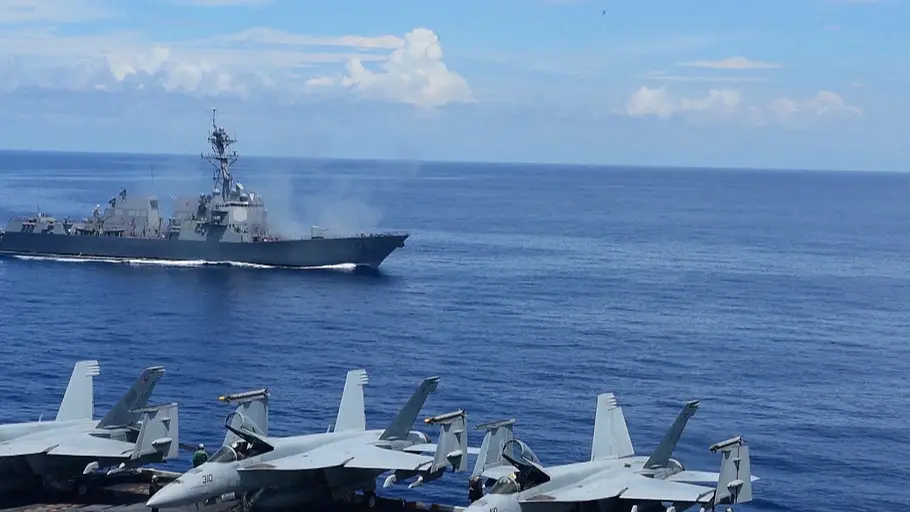 Carrier Strike Group 8 - Manöver auf hoher See carrier strike group 8 - manöver auf hoher see
