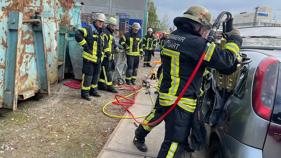 feuerwache 4 - alarm in stuttgart