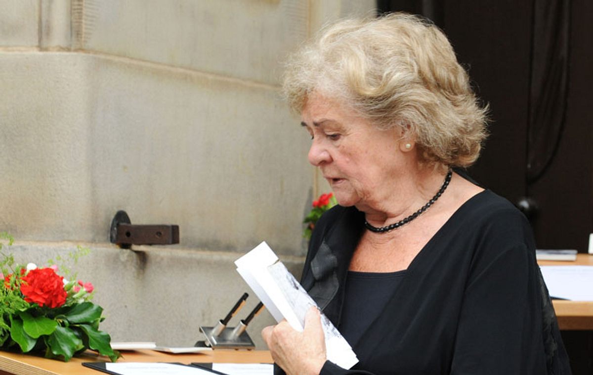 Ursula Hinrichs von Die Kinder vom Süderhof 2011 in Ladykillers