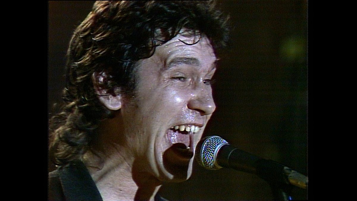 br retro: back on stage
