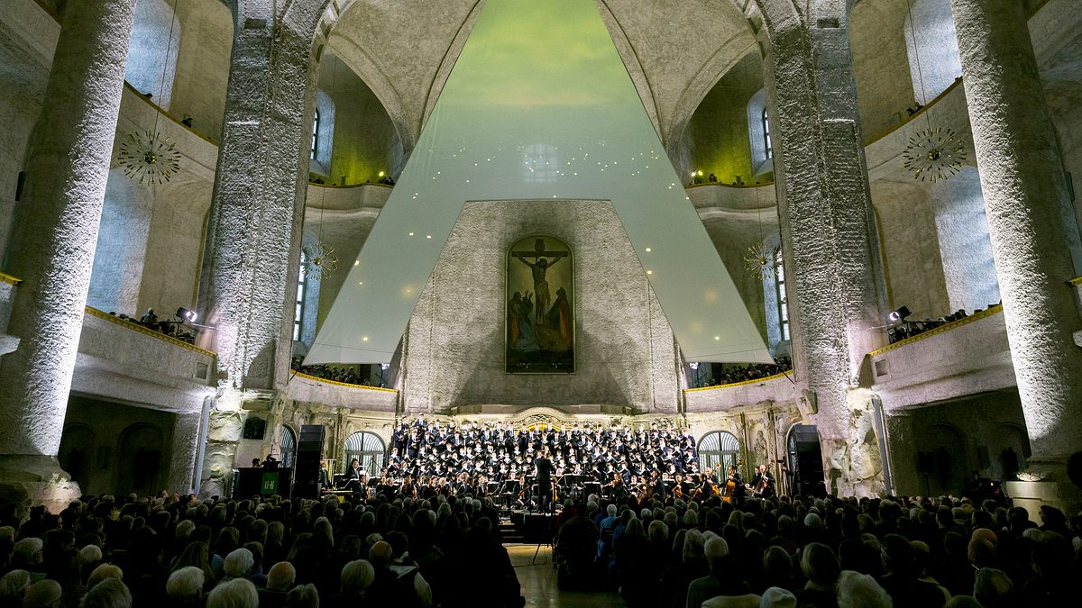 sven helbig: requiem a uraufführung aus der dresdner kreuzkirche