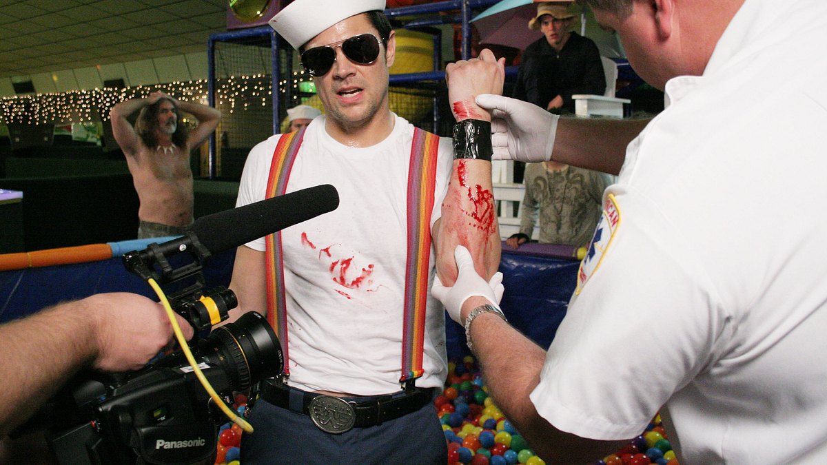 jackass: volume two