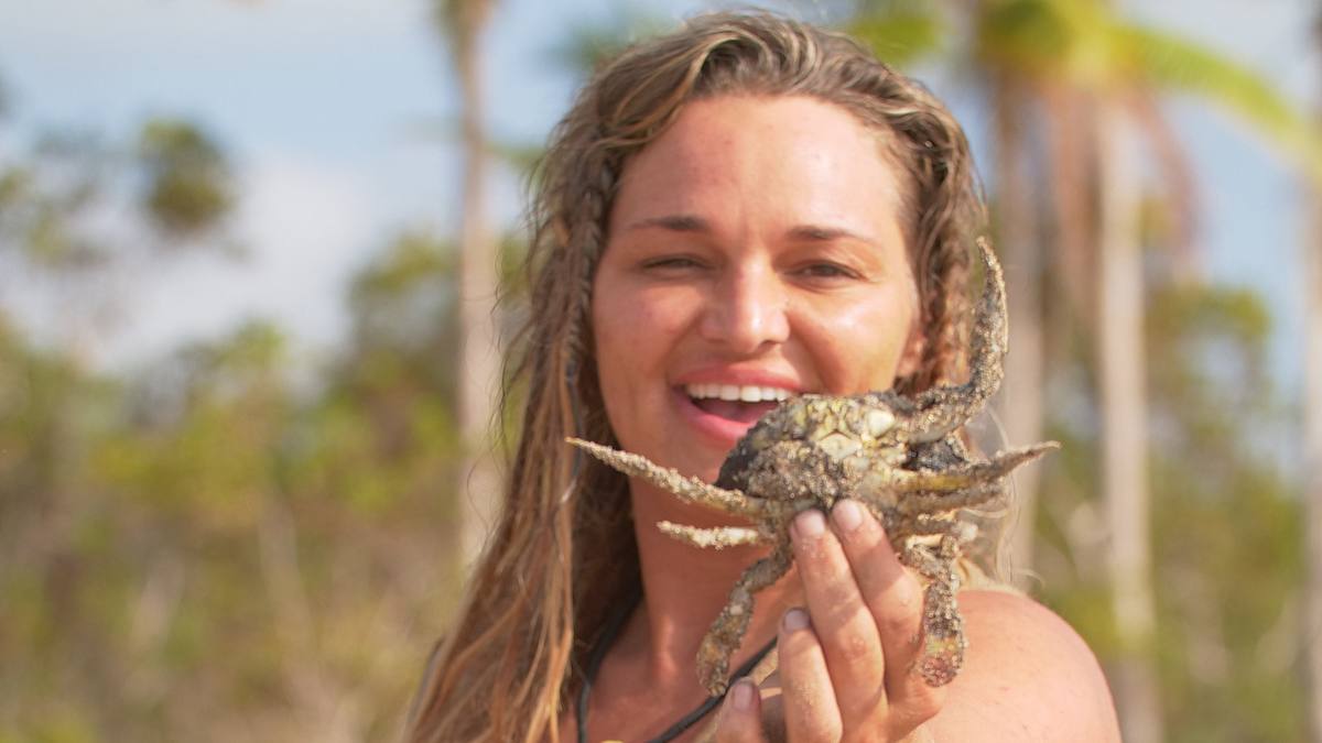 Naked Survival: Castaways naked survival: castaways