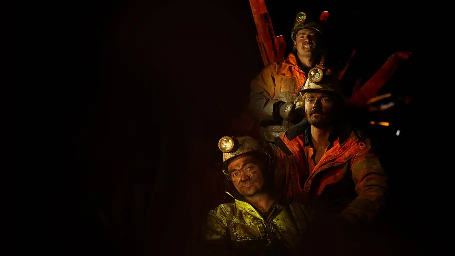 Outback Crystal Hunters Outback Crystal Hunters
