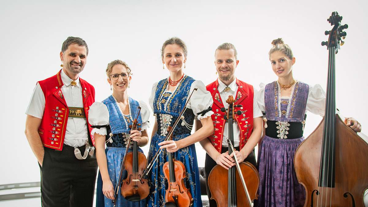 typisch volksmusik?