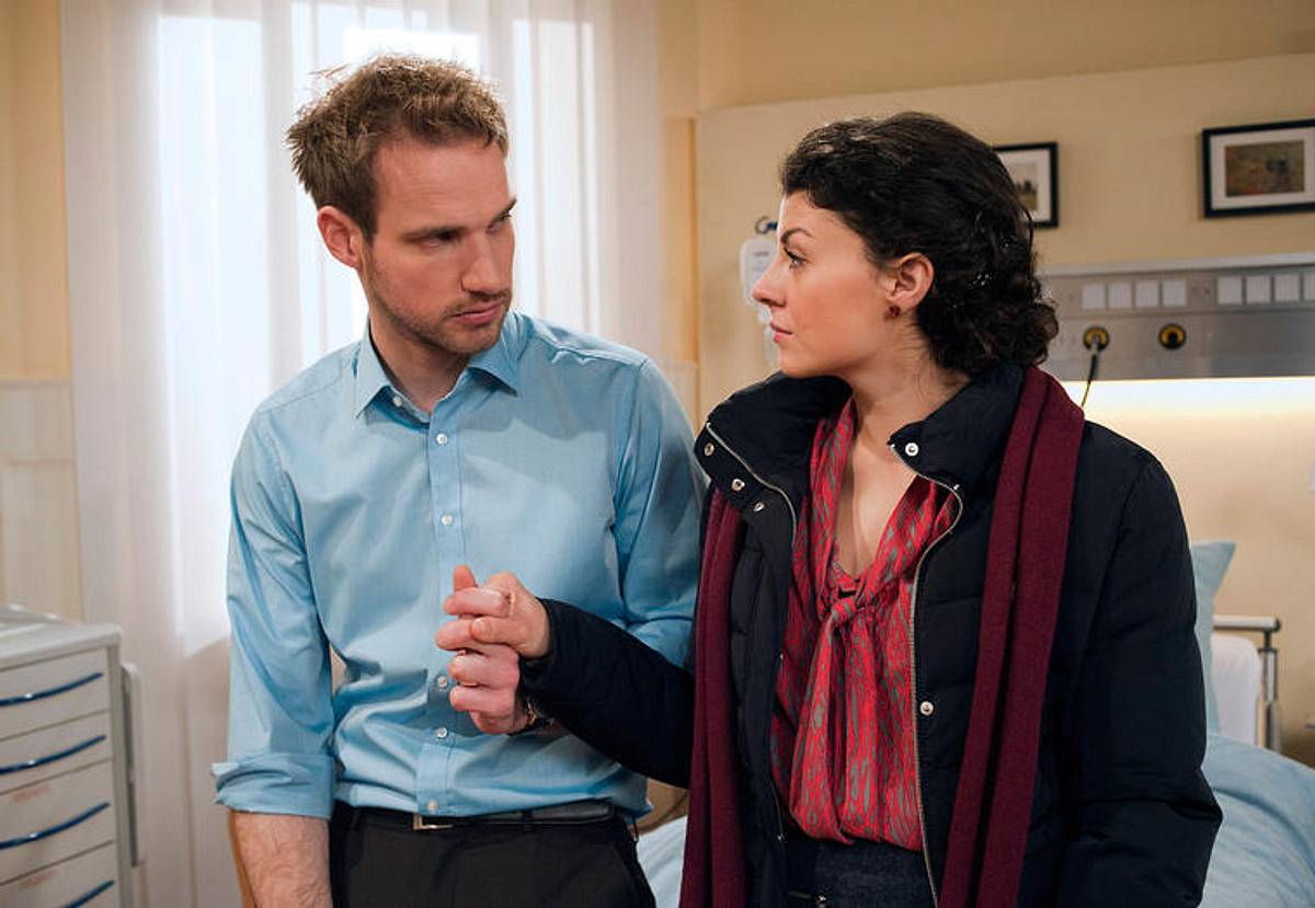 „Sturm der Liebe“ - Staffel 9: Leonard (Christian Feist) und Pauline (Liza Tzschirner)