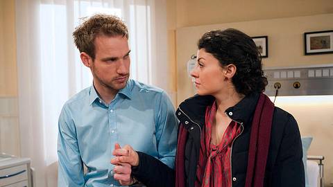 „Sturm der Liebe“ - Staffel 9: Leonard (Christian Feist) und Pauline (Liza Tzschirner) - Foto: ARD