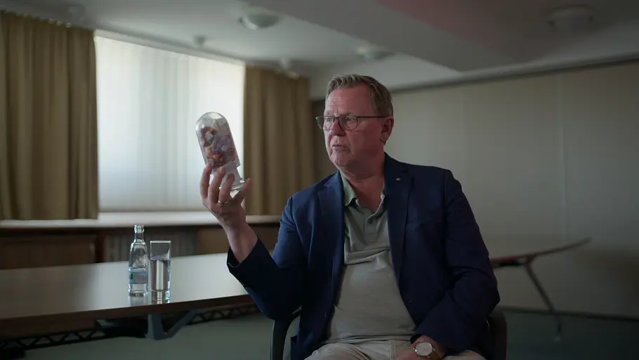 Im Osten was Neues - 35 Jahre Deutsche Einheit im osten was neues - 35 jahre deutsche einheit