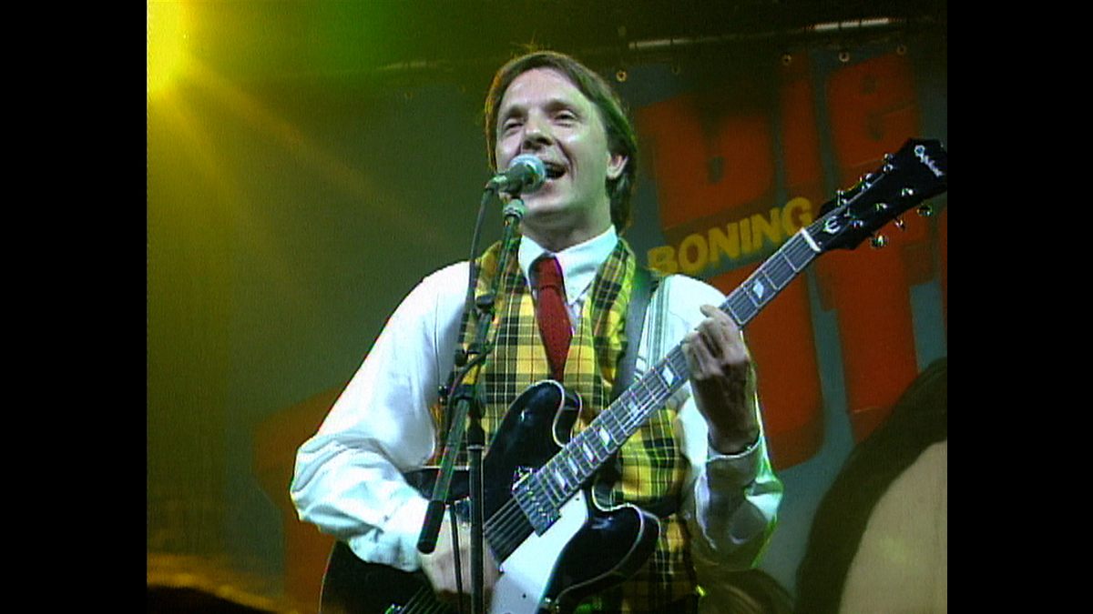 br retro: back on stage