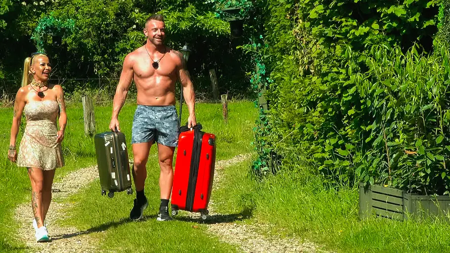 Das Sommerhaus der Stars - Kampf der Promipaare das sommerhaus der stars - kampf der promipaare