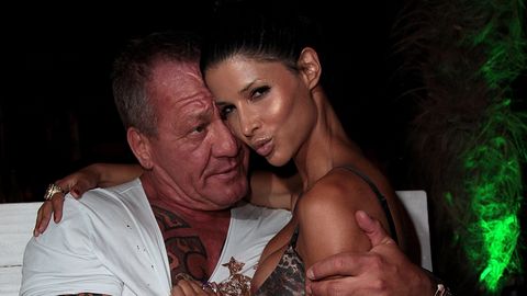 Hugo Bachmaier und Micaela Schäfer - Foto: Dominik Bindl/Getty Images