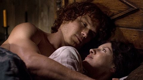 „Outlander“: Caitroina Balfe und Sam Heughan als Claire Fraser und Jamie Fraser - Foto: Starz