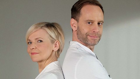 In aller Freundschaft-Kathrin & Kai ein Paar? | Das sagt Andrea Kathrin Loewig - Foto: MDR/Saxonia Media/Kiss