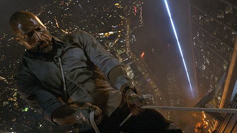 Skyscraper The Rock Action - Foto: Universal Pictures International