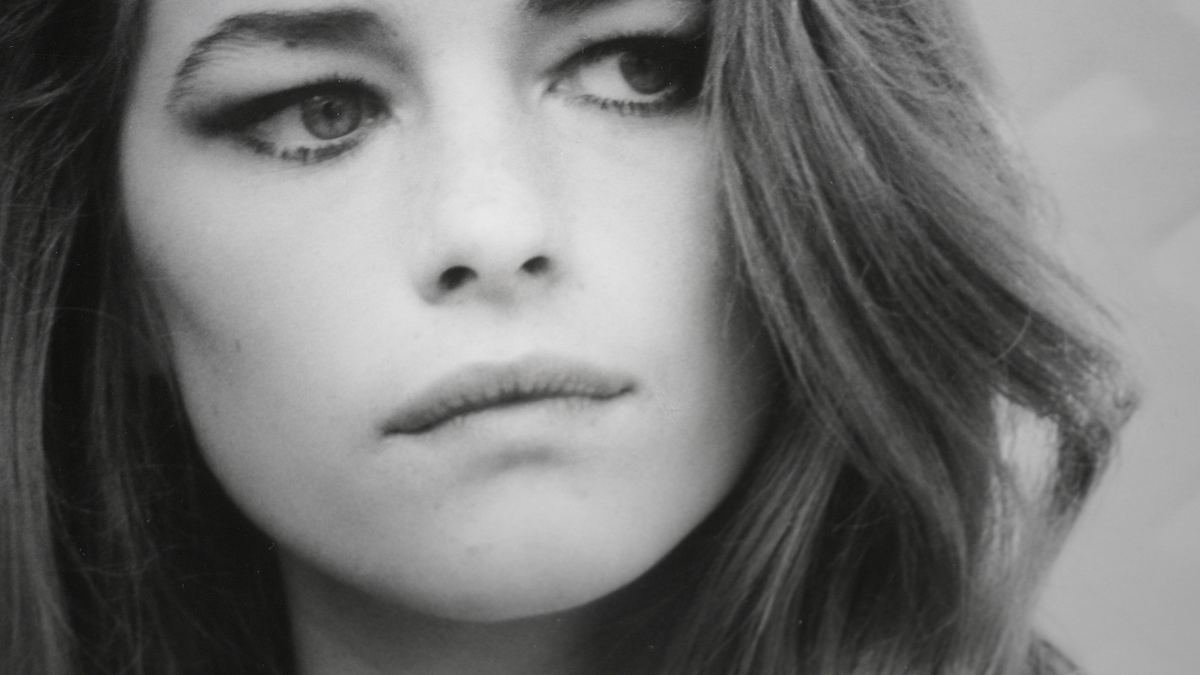 rätselhafte charlotte rampling - porträt einer kultschauspielerin