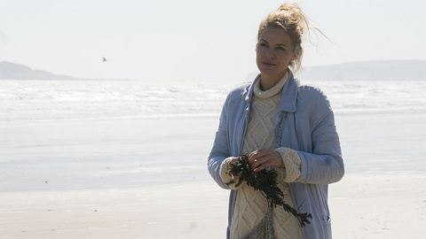 Cecelia Ahern: Dich zu lieben | Der Lehrer-Star Jessica Ginkel: Loslassen fällt mir schwer | Interview - Foto: ZDF und Patrick Redmond