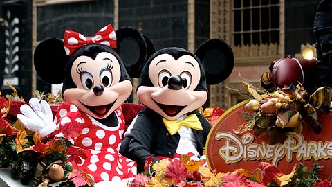 Die besten Mickey Mouse Kostüme für Erwachsene und Kinder - Foto: iStock