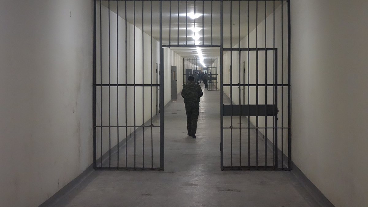 überleben hinter gittern