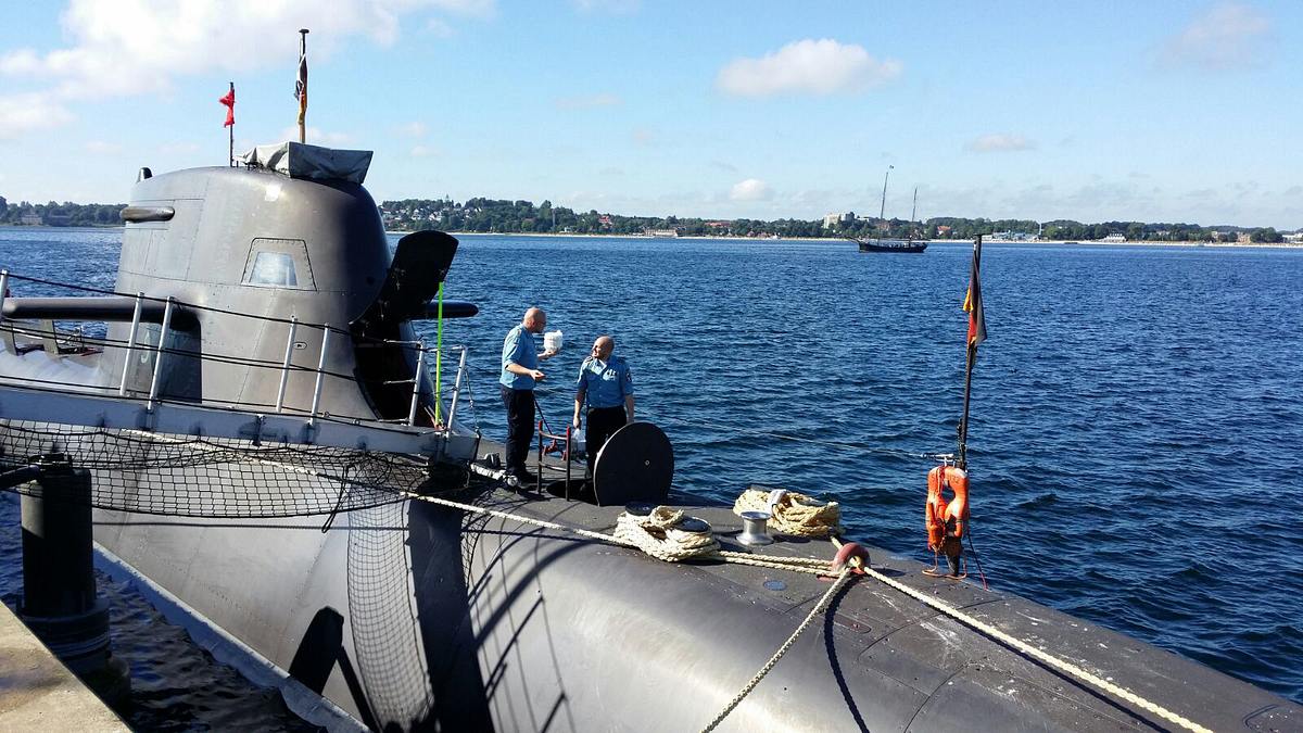 u32 - soldaten unter wasser