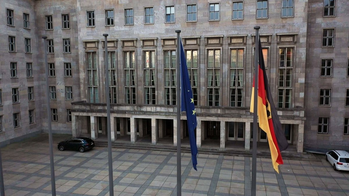 phoenix history: abschied von der ddr