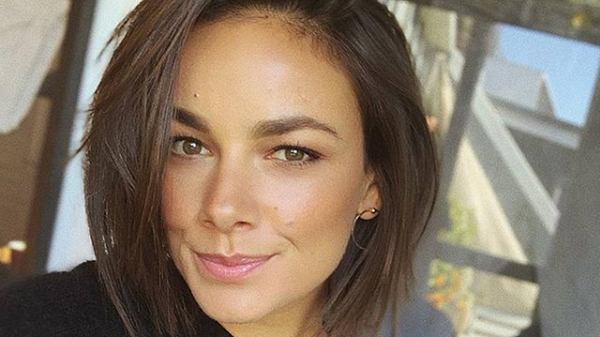 GZSZ-Star Janina Uhse: Ist das ihr Freund? - Foto: Instagram/Janina Uhse