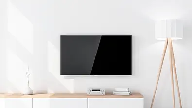LED Fernseher - Foto: iStock / Customdesigner
