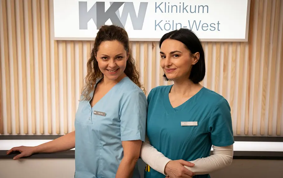 Nachtschwestern: Ines Quermann (l.) als Ella Fink und Mimi Fiedler (r.) als Nora Altmeyer