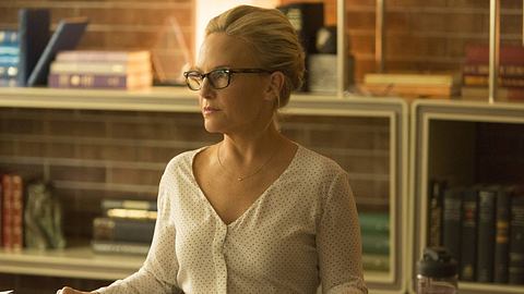 Rachel Harris im Lucifer-Interview zu Staffel 4: Haben Linda und Amenadiel noch eine Chance? - Foto: 2016 Warner Brothers