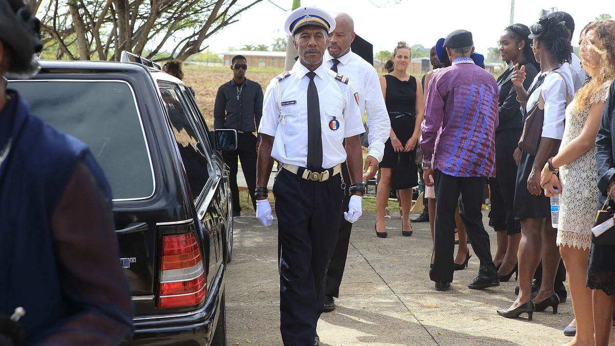 death in paradise