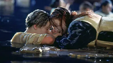 Titanic: Hätte Jack zu Rose auf die Tür gepasst? Produzent Jon Landau verrät die Antwort - Foto: 20th Century Fox