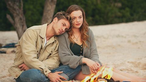 Jannik Schümann und Luna Wedler in Dem Horizont so nah - Foto: Studiocanal Film
