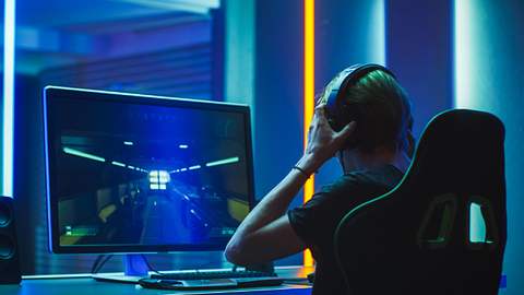 Gaming Sessel - Foto: iStock/gorodenkoff