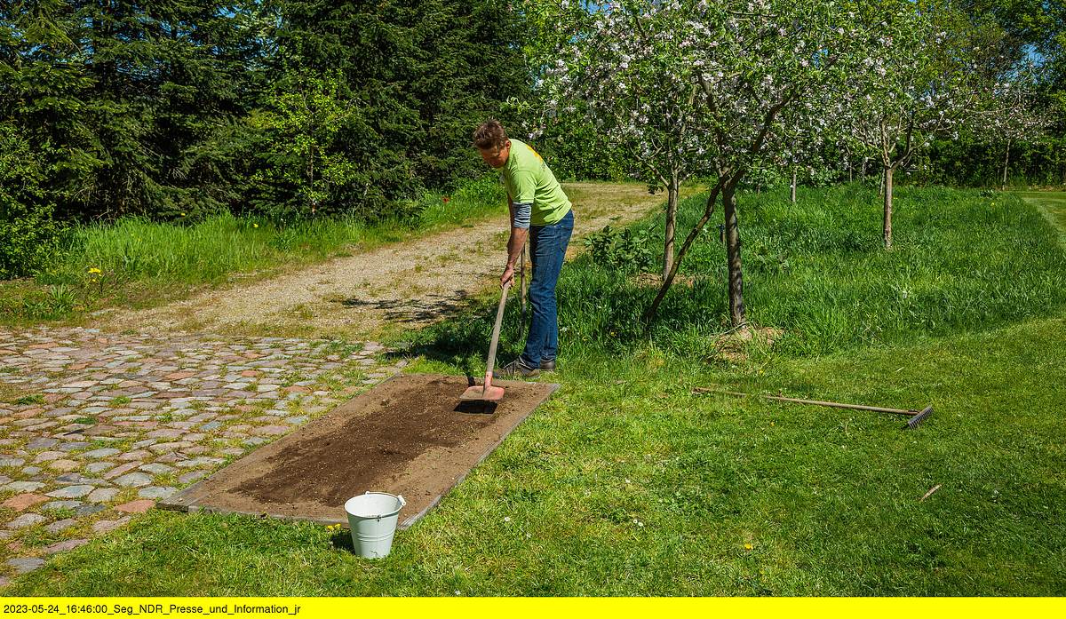 Rasch durch den Garten rasch durch den garten