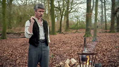 Feiert Aidan Gillen bald als Abrahama Gold ein Comeback in Peaky Blinder? - Foto: Robert Viglasky / ARTE France
