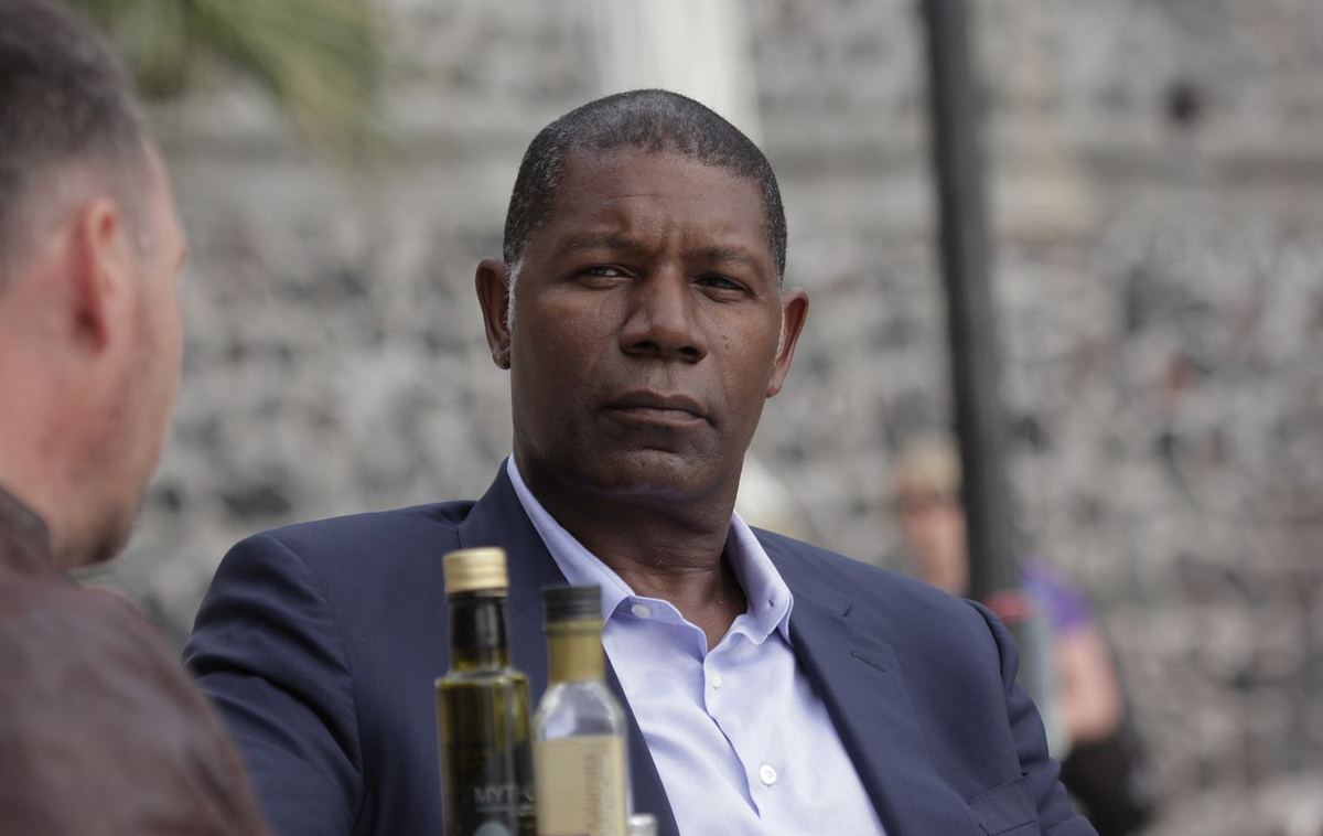 Dennis Haysbert