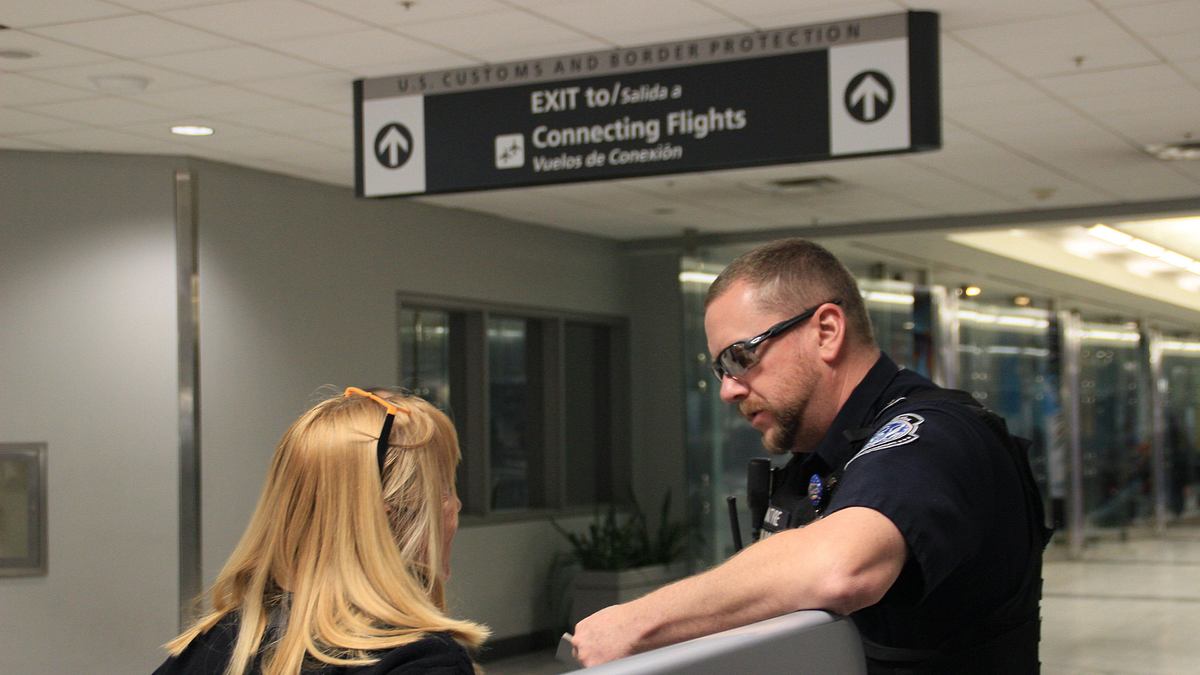 flughafen new york - kampf den schmugglern