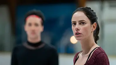 Spinning Out bei Netflix abgesetzt - Foto: Christos Kalohoridis/Netflix