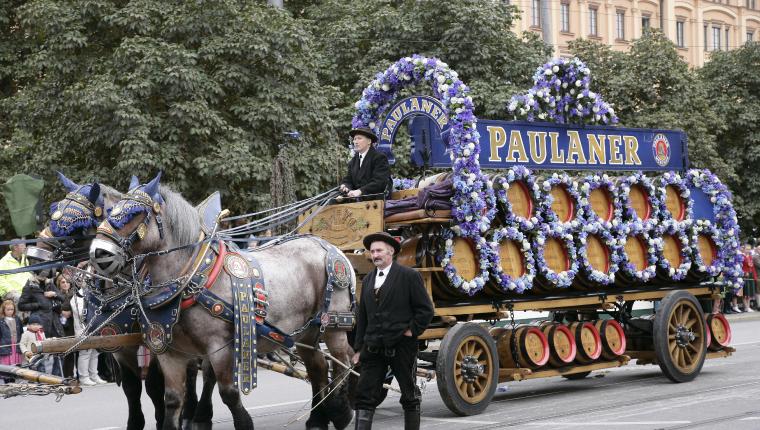 Oktoberfest Trachten- und Schützenzug 2024